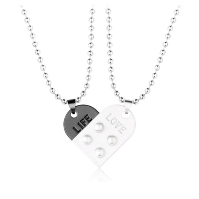 A Pair Of Simple Alloy Stitching Heart Necklaces